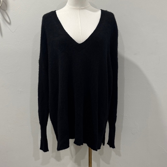 Halogen 100% Cashmere V-Neck Sweater - Size XL - Picture 1 of 10